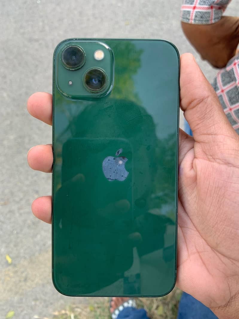 Apple iPhone 13 3