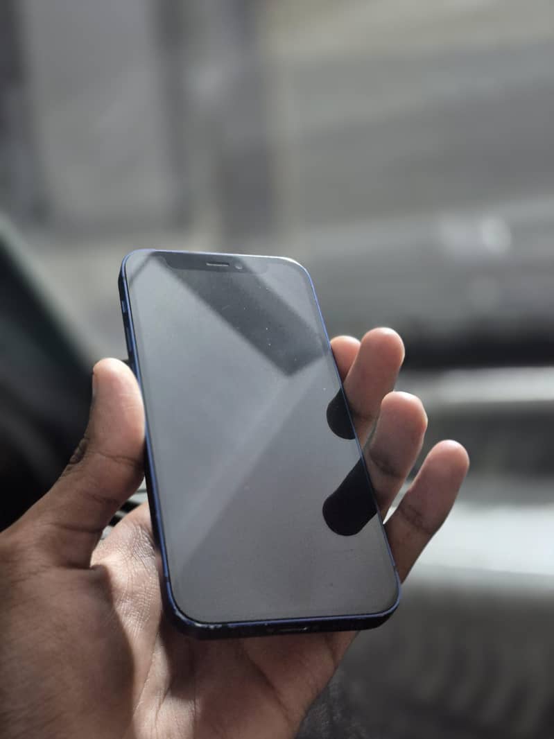 Apple iPhone 12 mini 1