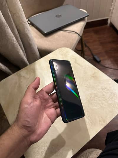 Samsung Mobile A70