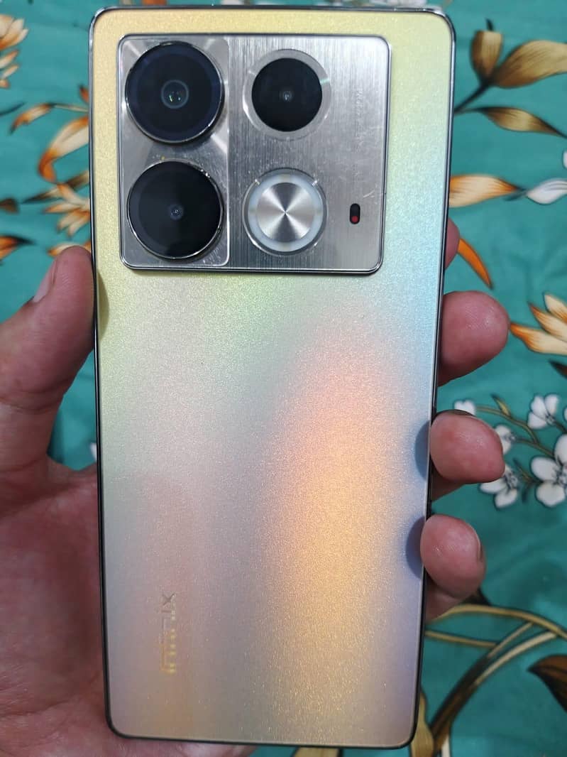 Infinix Note 40 1