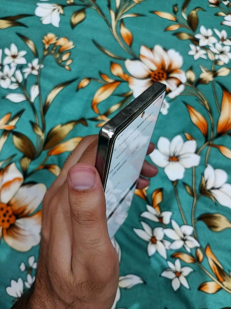 Infinix Note 40 4