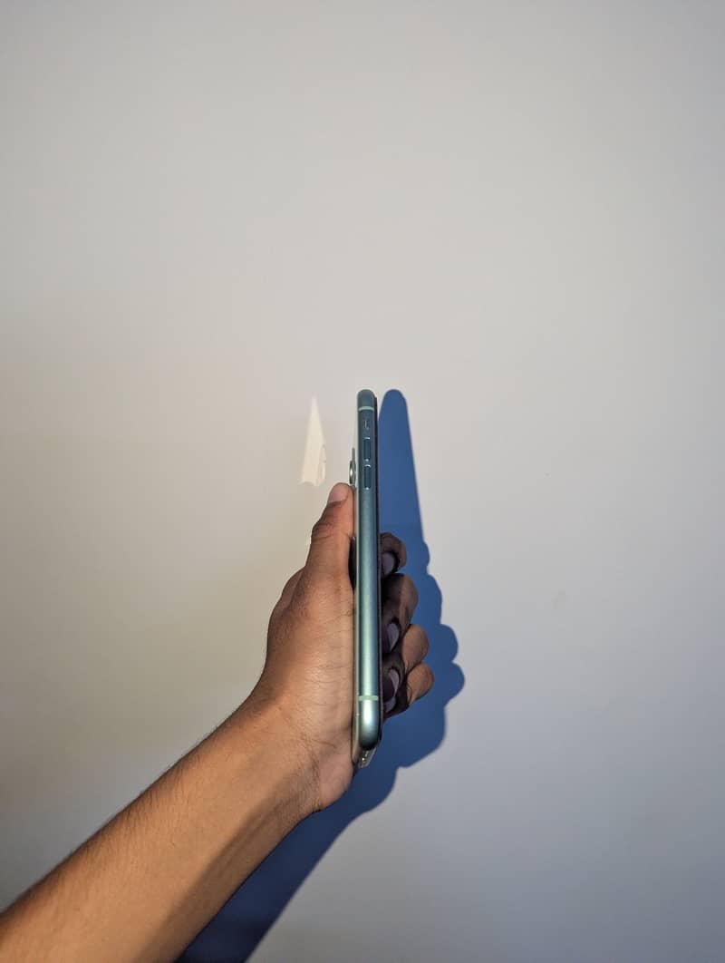 Apple iPhone 11 5