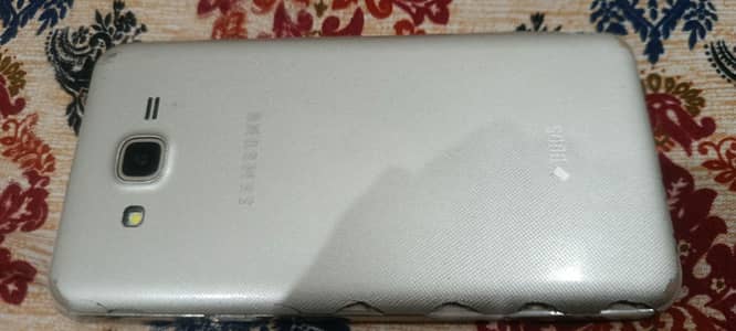 Samsung Mobile J7 Core
