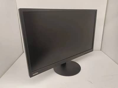 DUAL MONITORS FOR SALE READ DISCRIPTION