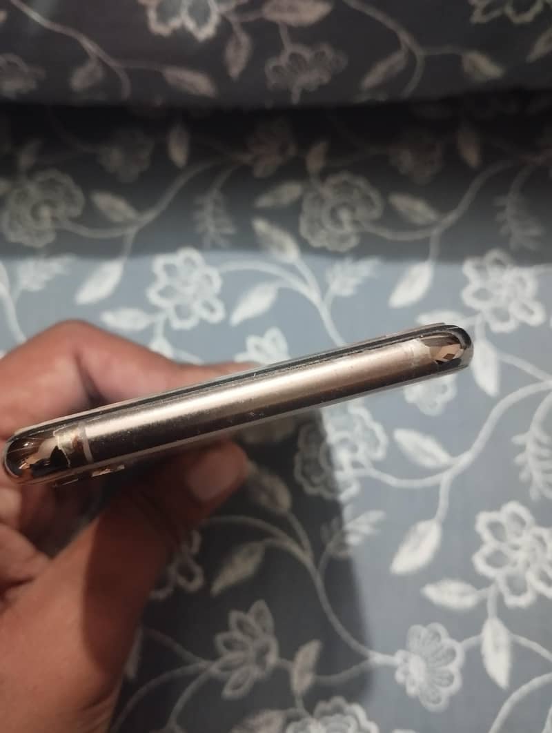 xSmax 3