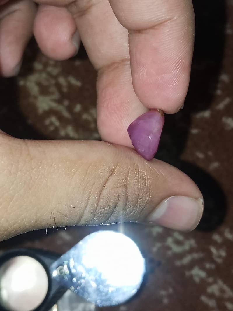 natural ruby Afghanistan ruby 1