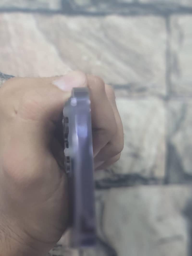 Apple iPhone 14 Pro Max 4