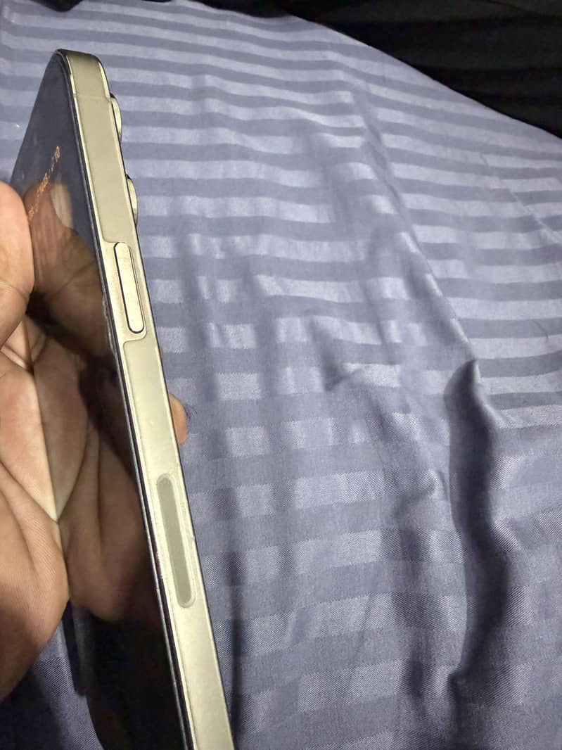 Apple iPhone 14 Pro Max 2