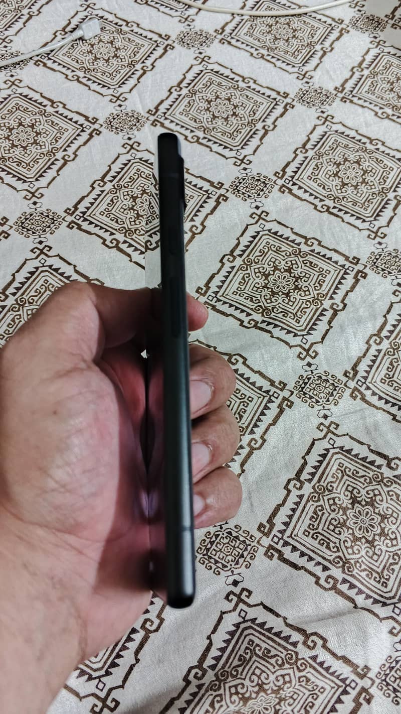 Google Pixel 6a 5