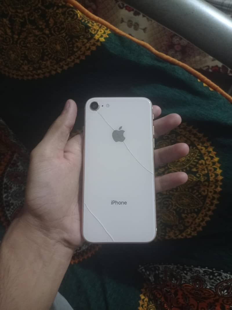 Apple iPhone 8 4