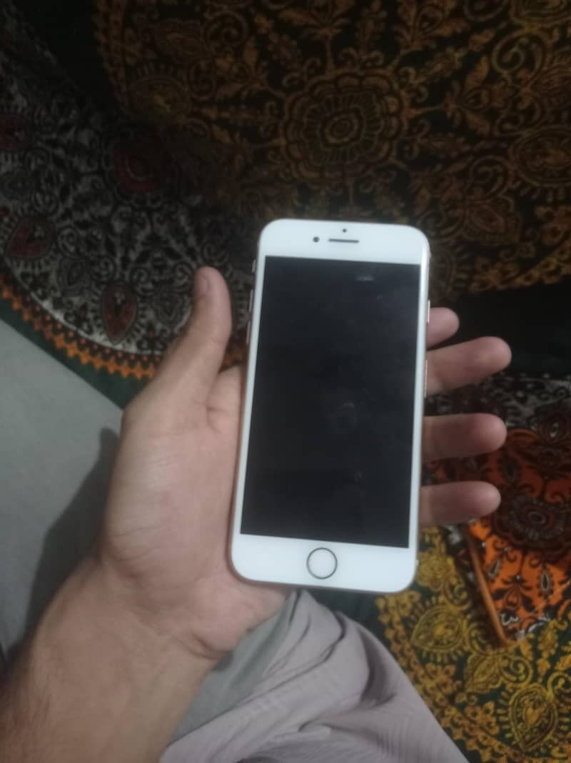Apple iPhone 8 7