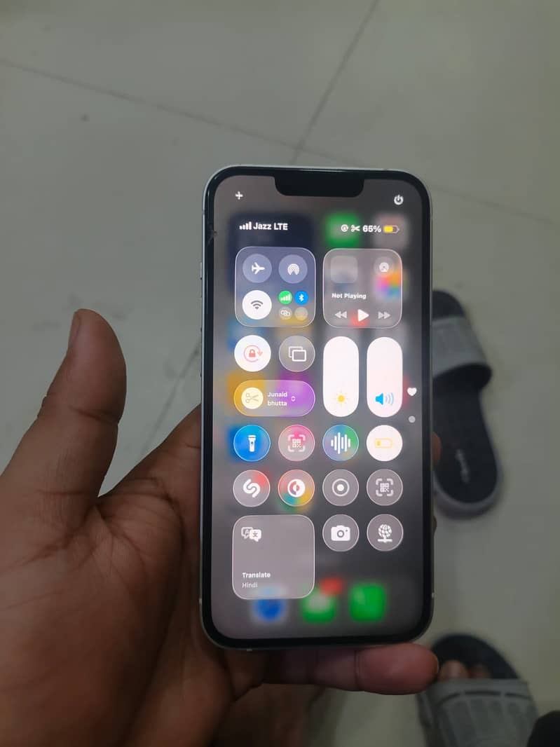 Apple iPhone 13 1