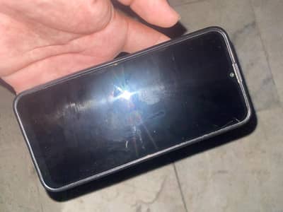 Infinix Hot 8 4/64gb with box