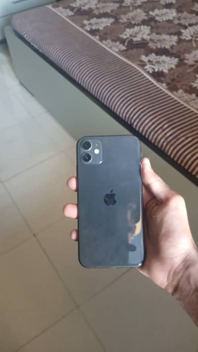 Apple iPhone 11