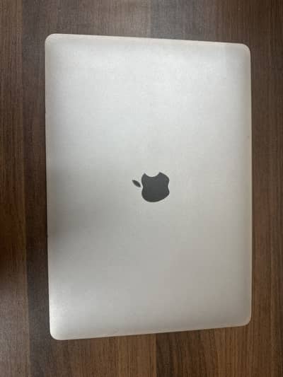 Macbook Air 2018 Retina display with box and charger