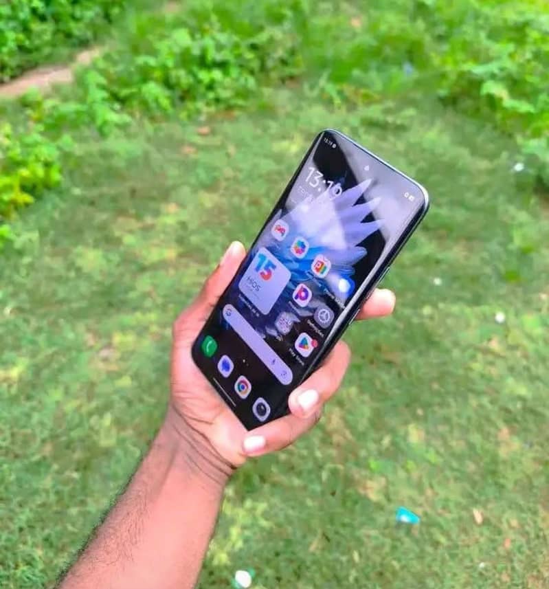 Tecno Spark 40 pro plus 1