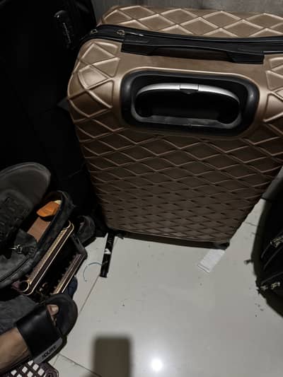 brand new travel bags in good condition