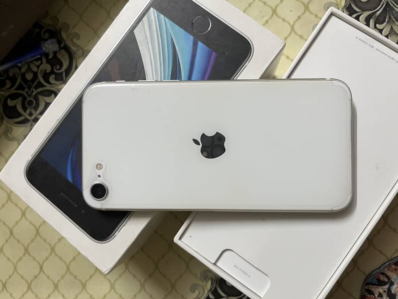 Apple iPhone SE 0