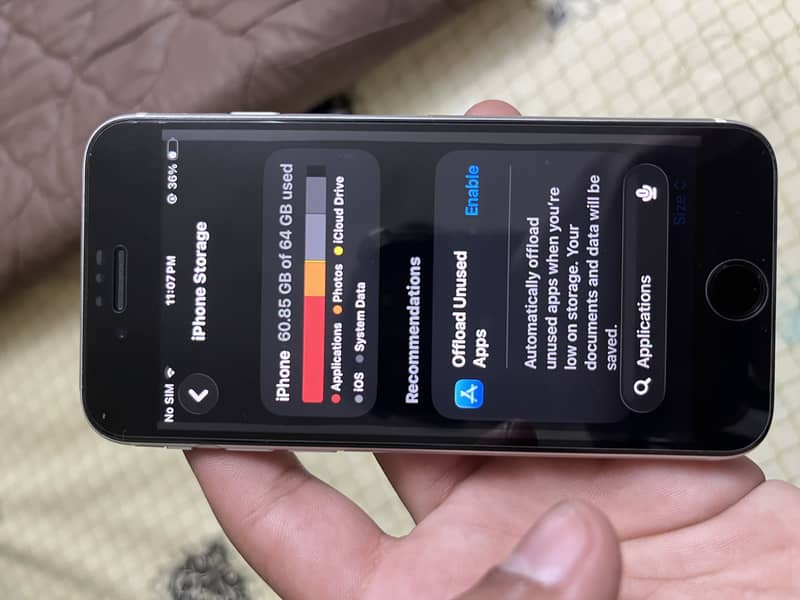 Apple iPhone SE 7