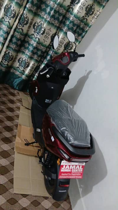 Honda ICON e portable lithium ion battery