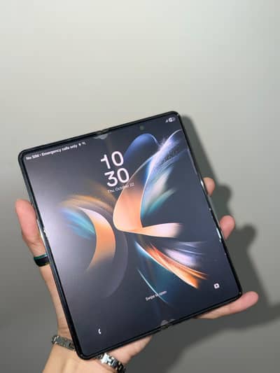 Samsung Z Fold 4 Official PTA Approved ( 03132617452 ) Urgent Sale