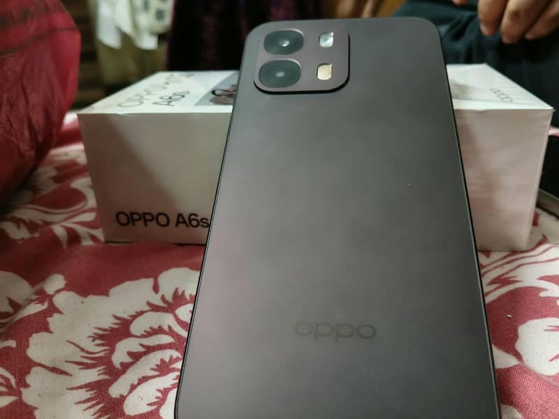 OPPO A6s 1