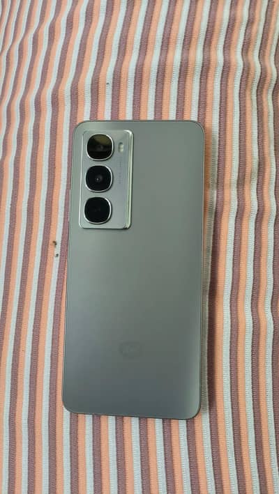 Itel City 100