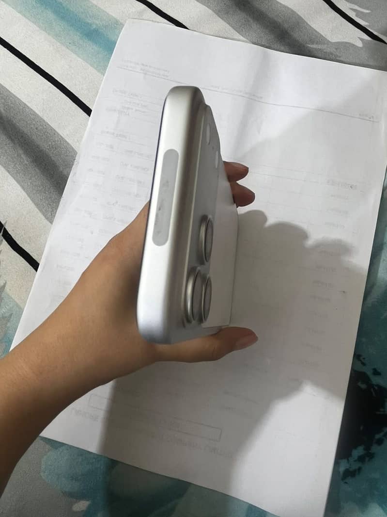 Apple iPhone 17 Pro Max 0