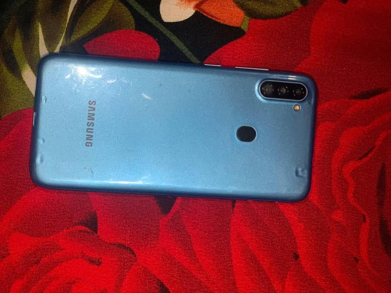 Samsung Mobile A11 1