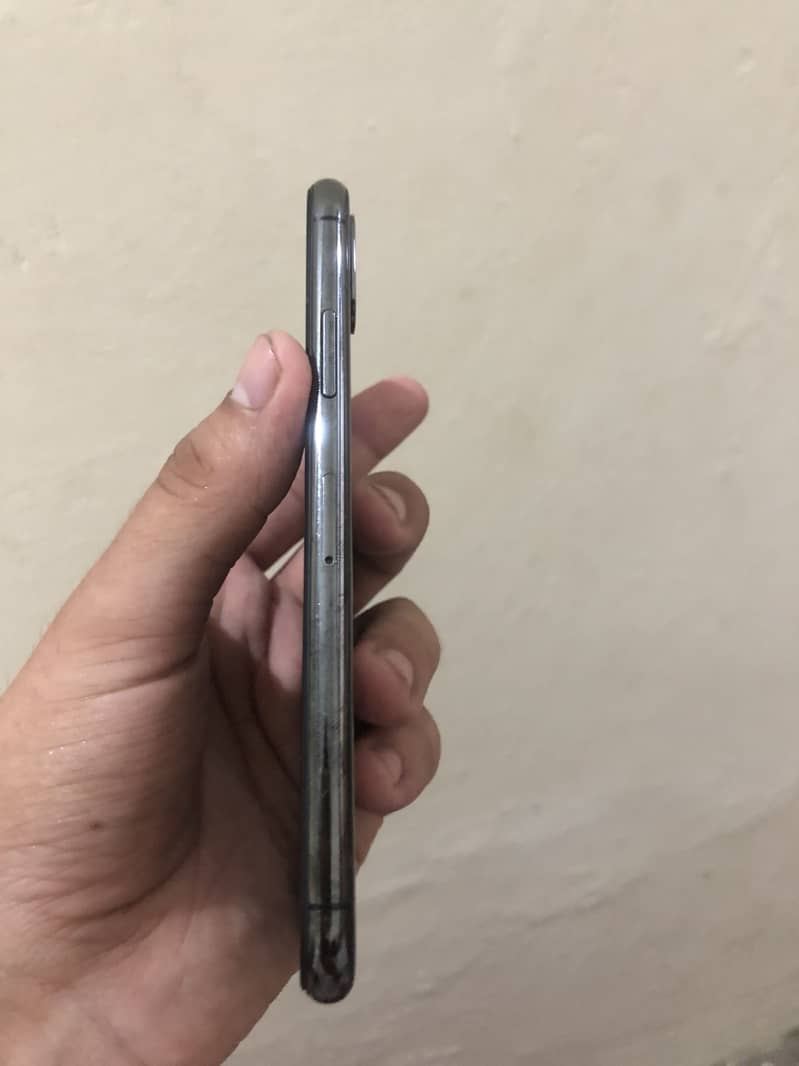 Apple iPhone X 2