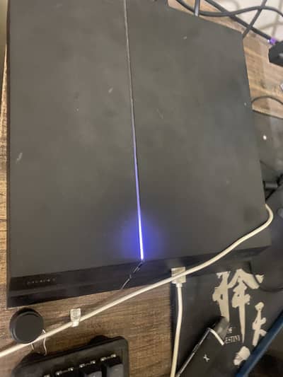 Ps4 Fat 500 GB 2 controller available