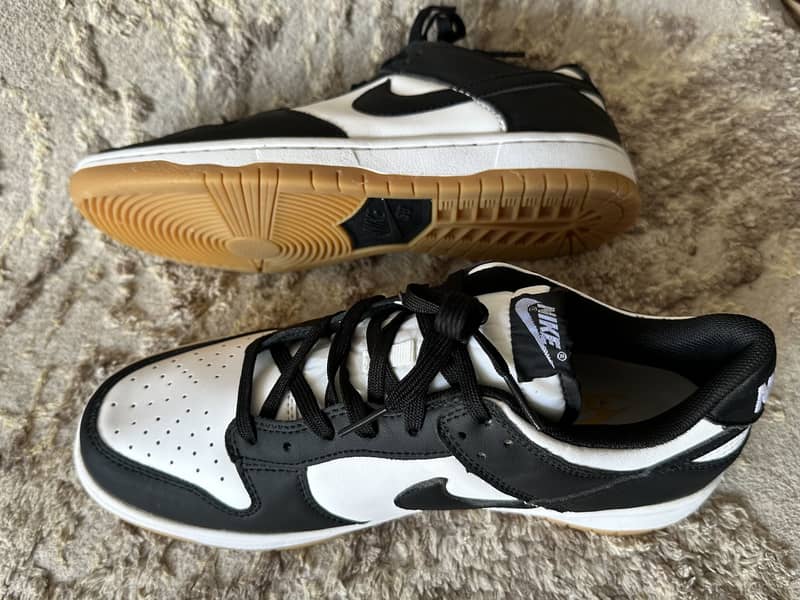 Nike dunk low (panda) 6