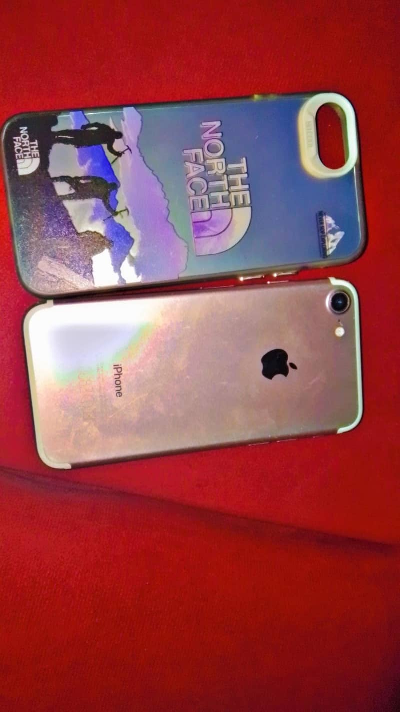 Apple iPhone 7 1