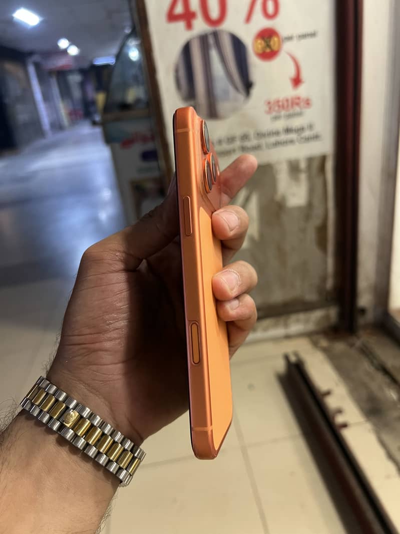 Apple iPhone 17 Pro Max 2