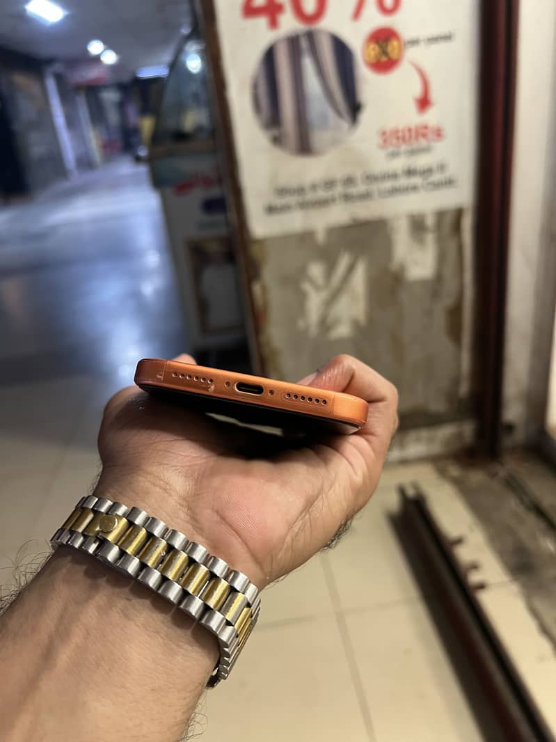 Apple iPhone 17 Pro Max 3