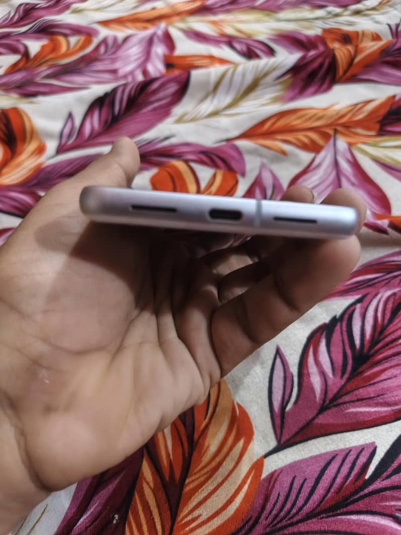 Google Pixel 7 2
