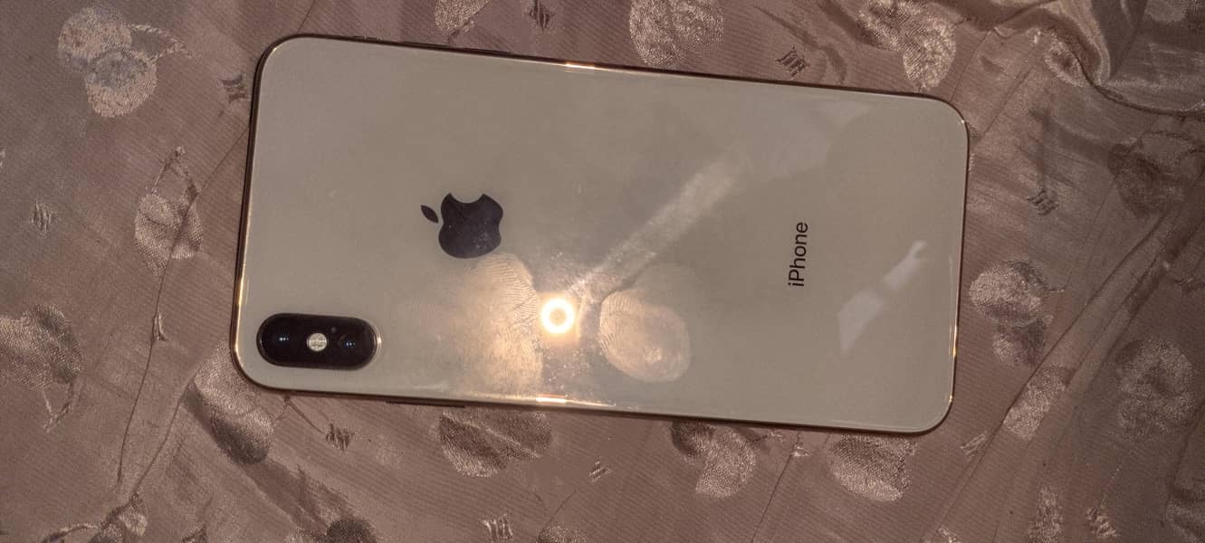 Apple iPhone XS Max 0