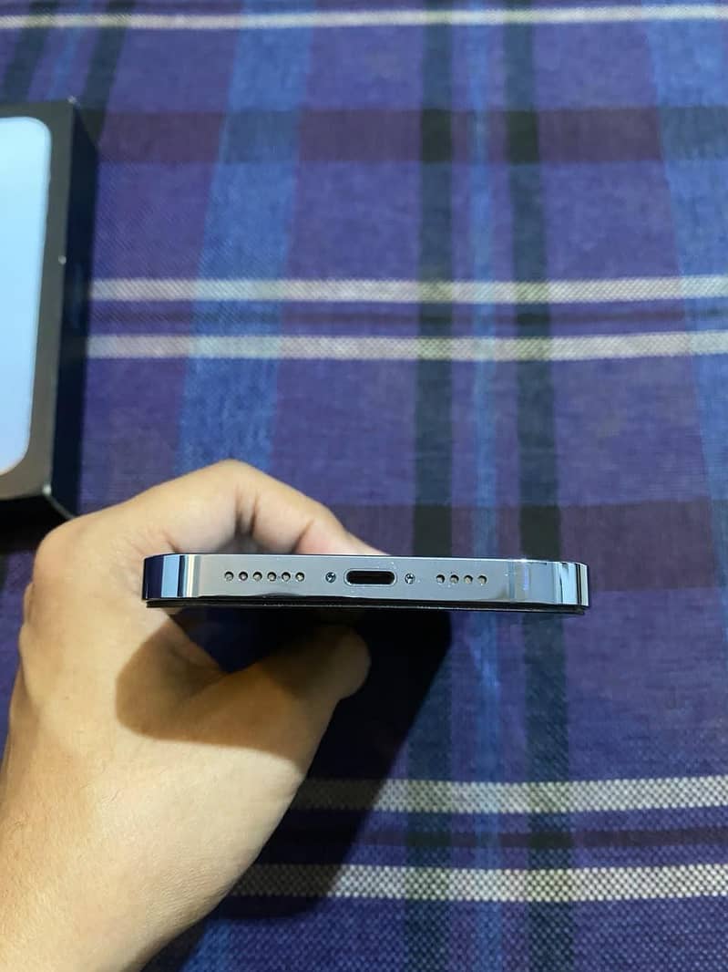 Apple iPhone 13 Pro Max 5