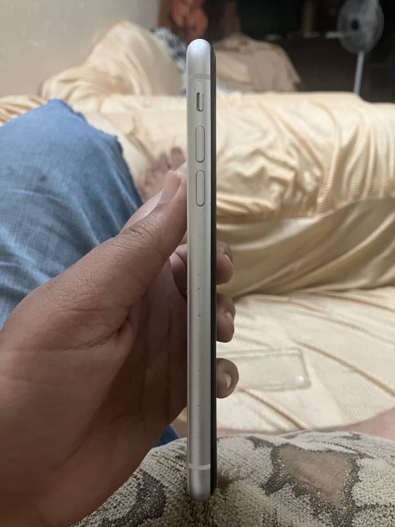 Apple iPhone XR mdm 17