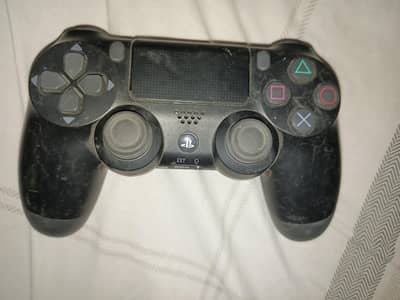 PS4 Controller