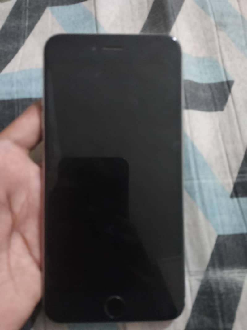 Apple iPhone 6S Plus 2