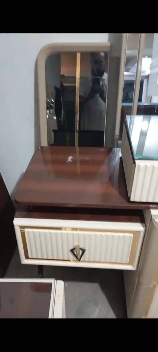 THREE BEDROOM SET 3