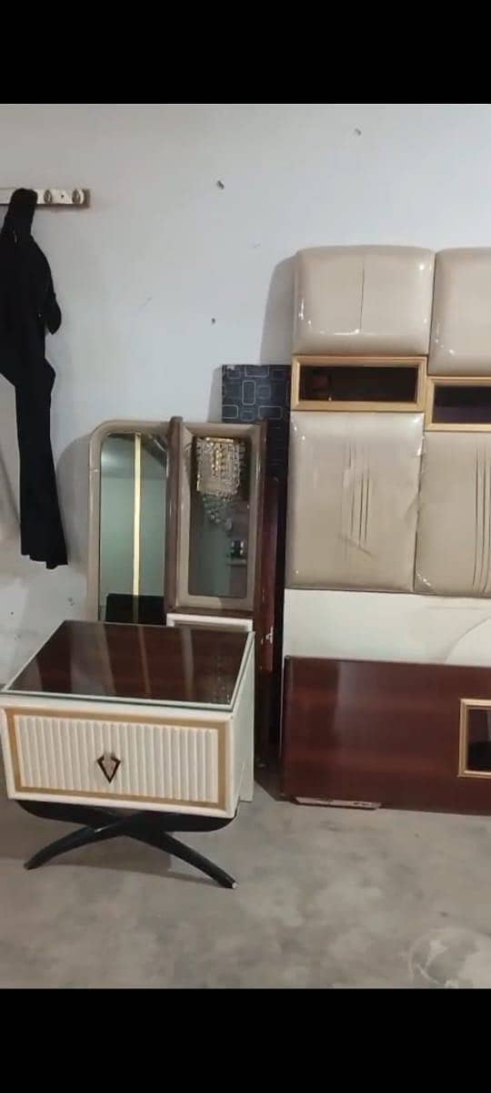 THREE BEDROOM SET 4