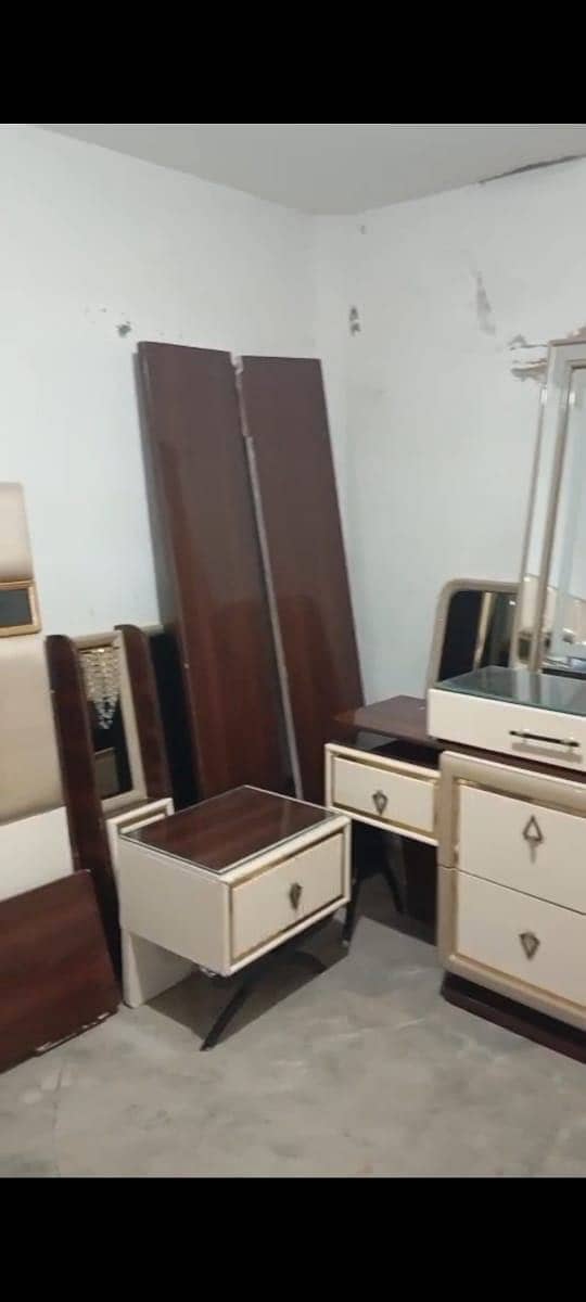THREE BEDROOM SET 11