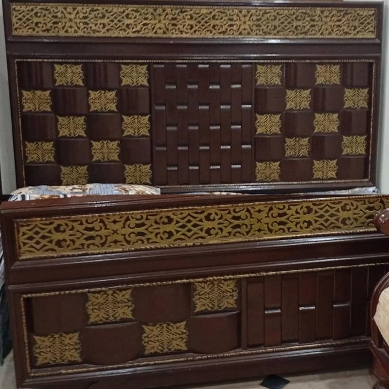 55kسشاندار ڈبل بیڈ  کی بڑی سائیڈ اور چھوٹی سائیڈ کی قمیت لگائی ے 0