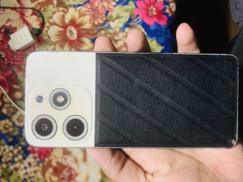 Tecno Spark 10 Pro 4