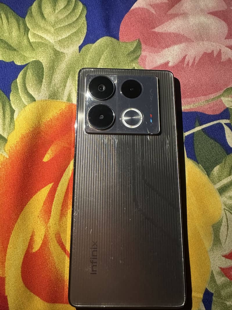 Infinix Note 40 8/256 5