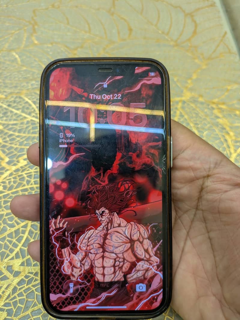 Apple iPhone 12 4