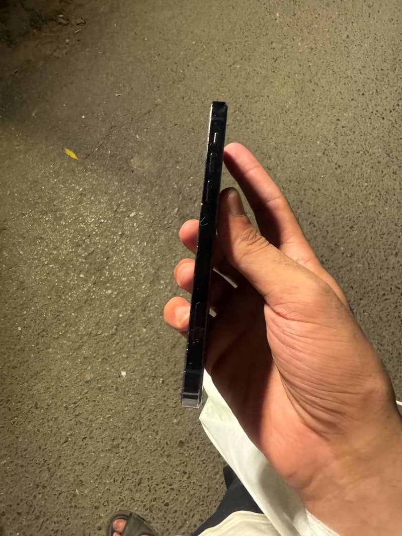 Apple iPhone 12 Pro 6