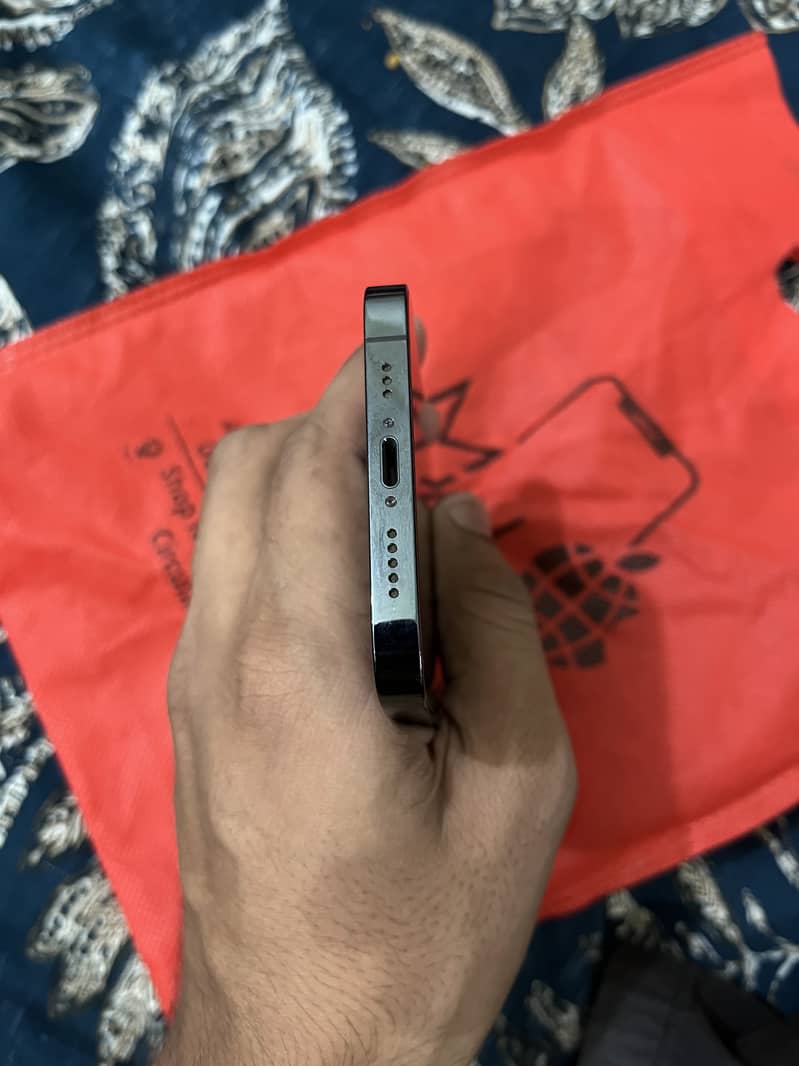 Apple iPhone 12 Pro 5